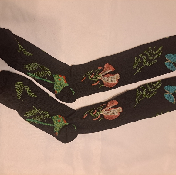 Compression socks - Picture 1 of 4